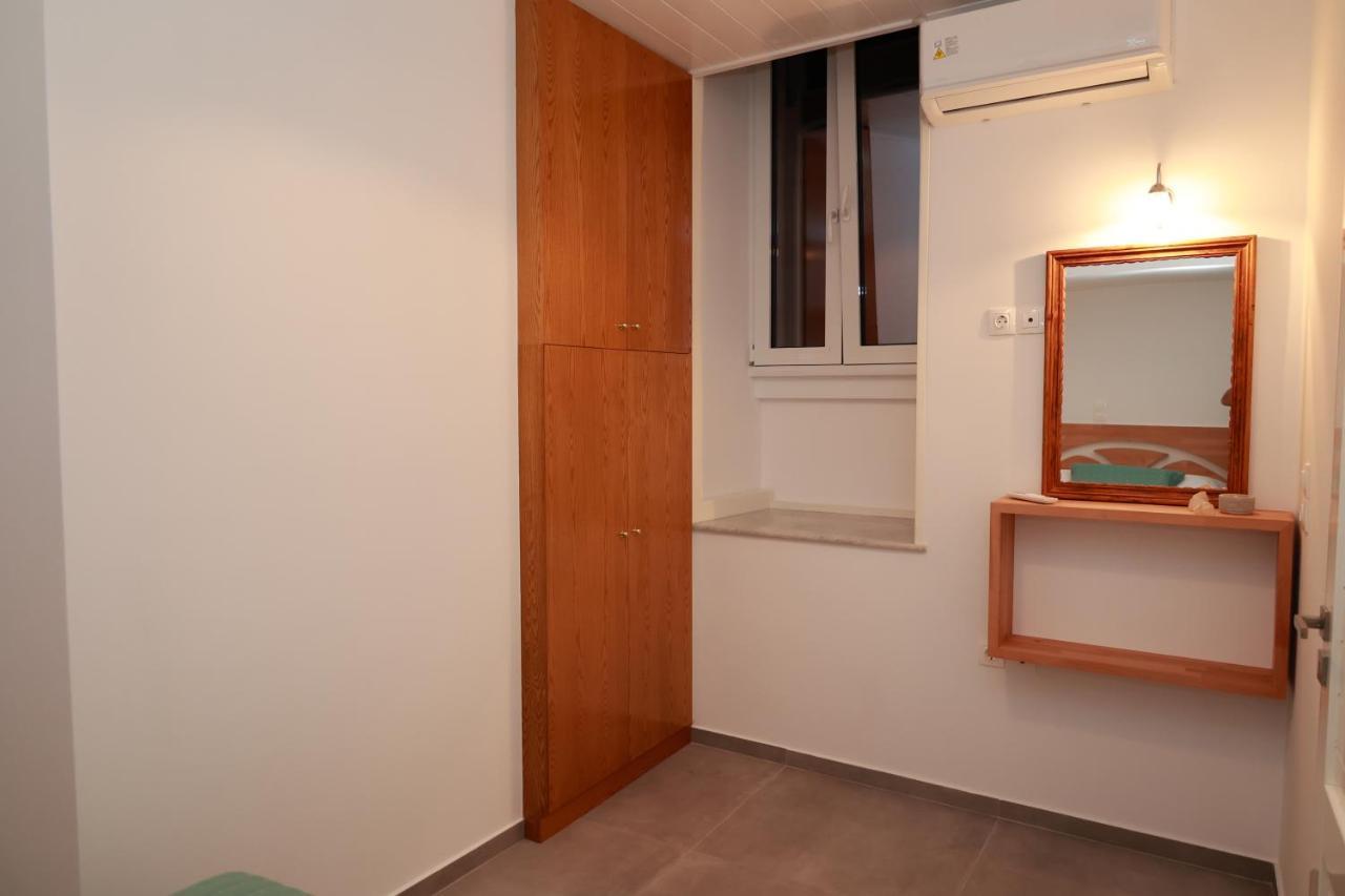 Cane'S Family Guest House Plomari ภายนอก รูปภาพ