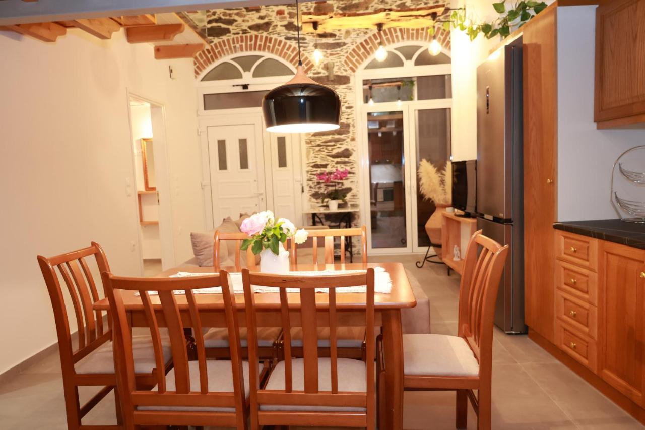 Cane'S Family Guest House Plomari ภายนอก รูปภาพ